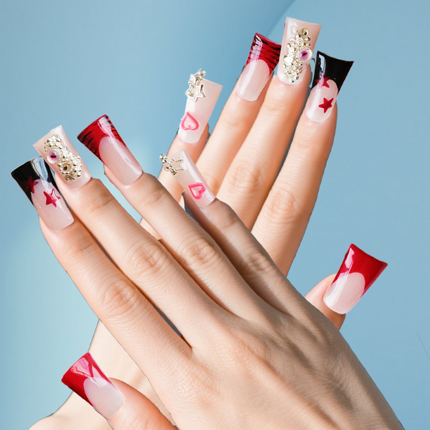 Full of aura! Bright red nail art, the queen's atmosphere is captured