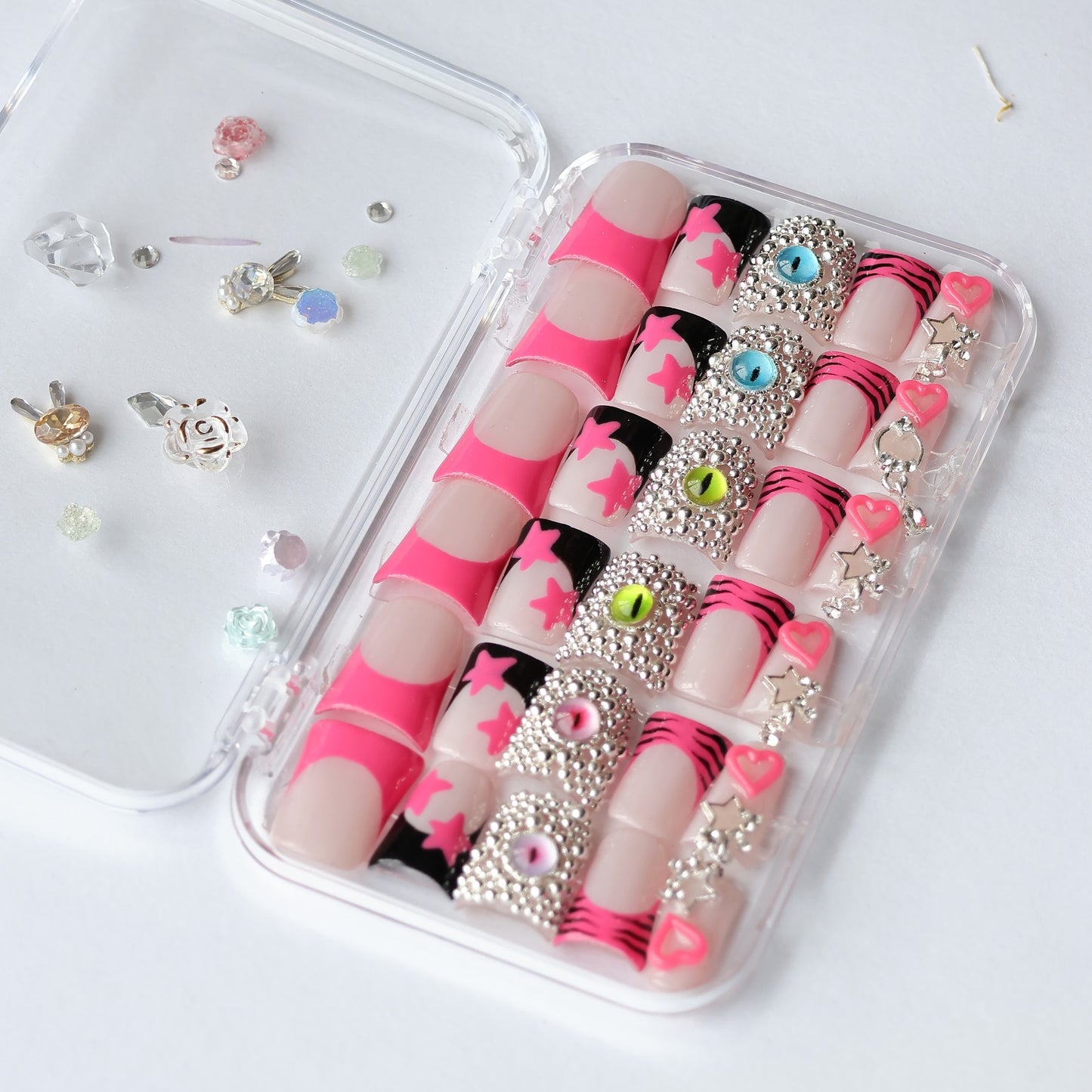 Colorful manicure, unlock the gorgeous dopamine code of your fingertips