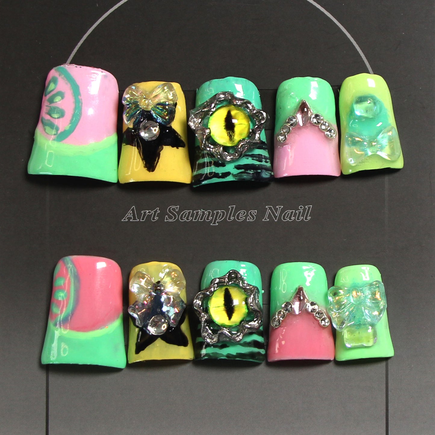 8-piece Set Mixed Style 3D Rhinestone & Charm Press On Nails Set - Reusable Artificial Fake Nails for Daily & Party Wear