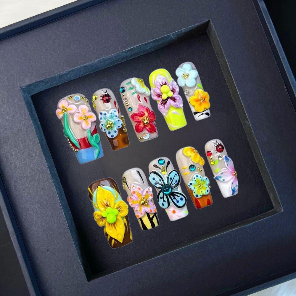 Handmade Wearable Nails ⢠High-End Spring-Summer Nail Tips Trendy Fashion ⢠European-American Ins Style ⢠TK Style ⢠Long Length