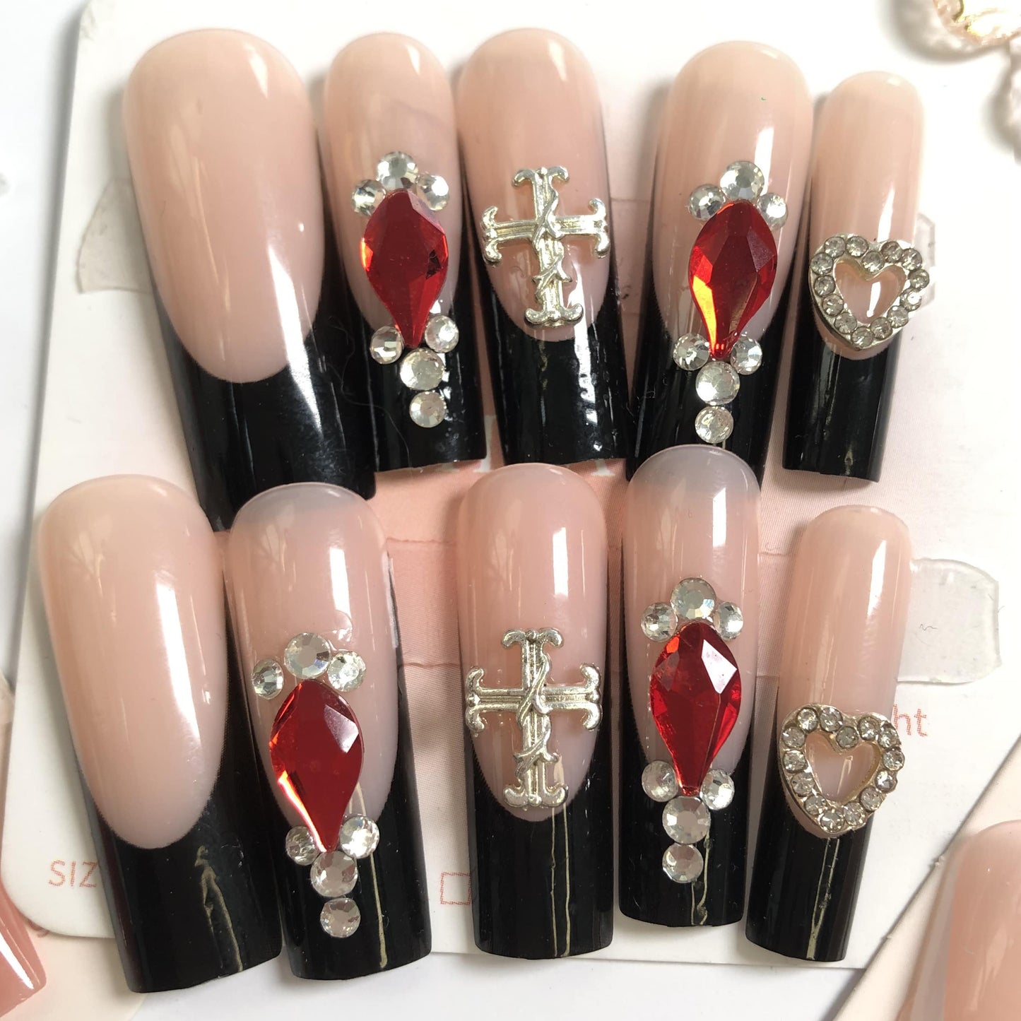 3-piece set, 10 nail tips set of elegant and luxurious wearable press-on nails in nude with stunning black, red and decorative accents