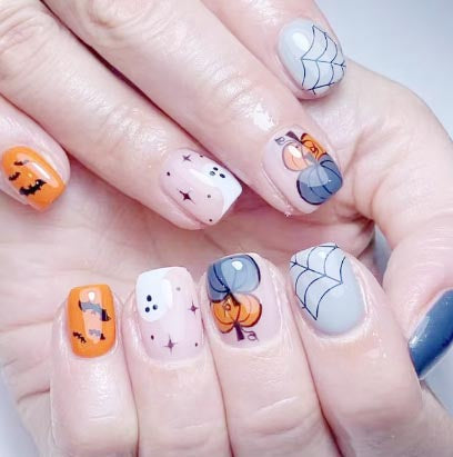 24Pcs Halloween Press-On Nails Set Colorful Short Square Skull Fake Nail Full Co