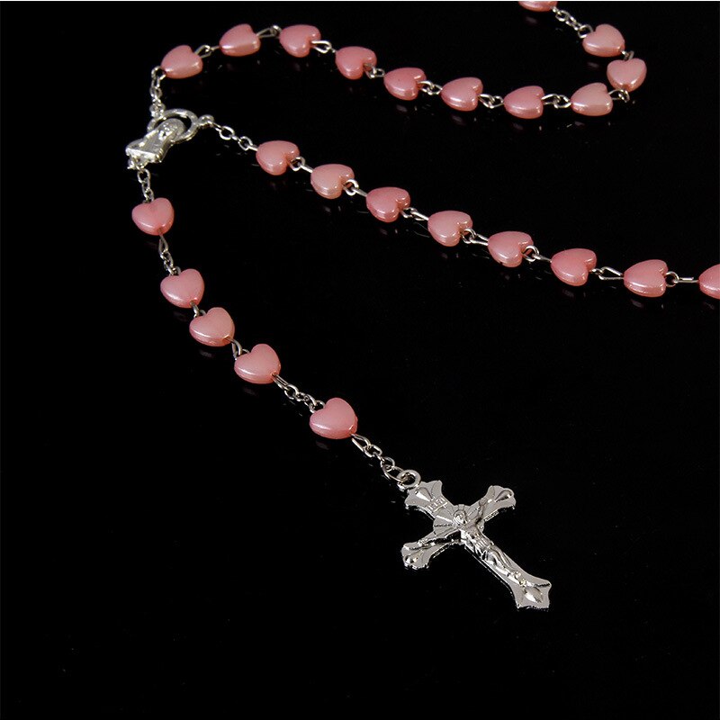 1pcs White Gold-plated Necklace Ladies Faith Cross Pink White Peach Heart Handmade Curved Needle Beads Combination Jewelry