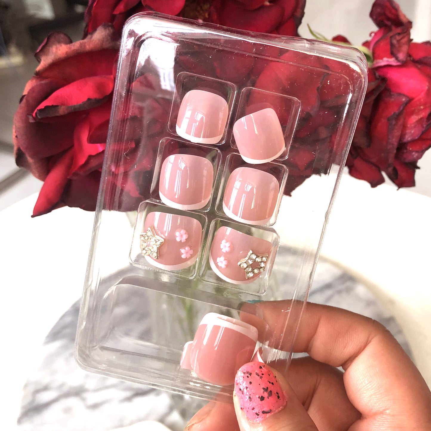 Pink nail stickers, star flowers and diamonds for romantic decoration