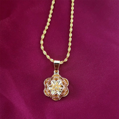 Vintage lotus leaf flower Necklace Plated Gold Flower Pendant Placer Gold stylish and versatile exquisitely Women's Jewelry