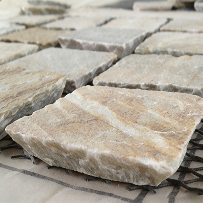 Beige quartz small cube paving stone