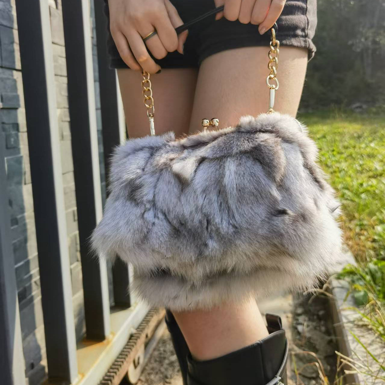 Luxury handbags. Ladies' pleated chain - shoulder bags. High - grade texture. Fluffy wallets. AND real mink - fur handbags.