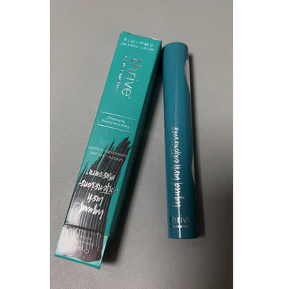 Black mascara. It increases the thickness of eyelashes and helps eyelashes maintain a curly shape. It is more long - lasting and suitable for use in various environments. It is smudge - proof after application, applies smoothly, and does not clump.