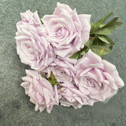 Retro-Style Wine Red Artificial Rose Bouquet | European-Style Floral Decor | Wedding Room Tabletop Decoration with Multi-Color Accents