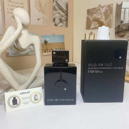 This is a perfume for men (but also suitable for women). It has a moderate concentration and a long - lasting fragrance. It can be used in various social occasions to enhance personal charm