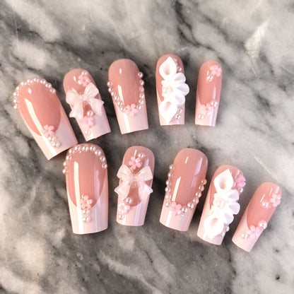 24-Piece French Manicure Dream Pearl Wearable Nails | Elegant Romantic Nail Art