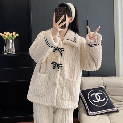 Women's autumn and winter pajamas two-piece set, suitable for home wear. Thickened warm fabric, soft, skin-friendly, warm and comfortable pajamas.