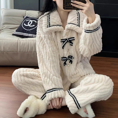 Women's autumn and winter pajamas two-piece set, suitable for home wear. Thickened warm fabric, soft, skin-friendly, warm and comfortable pajamas.