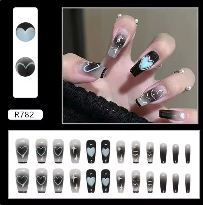 24 nail art pieces Sweet fake nail patches. Women's wearable nail patches with pink glitter