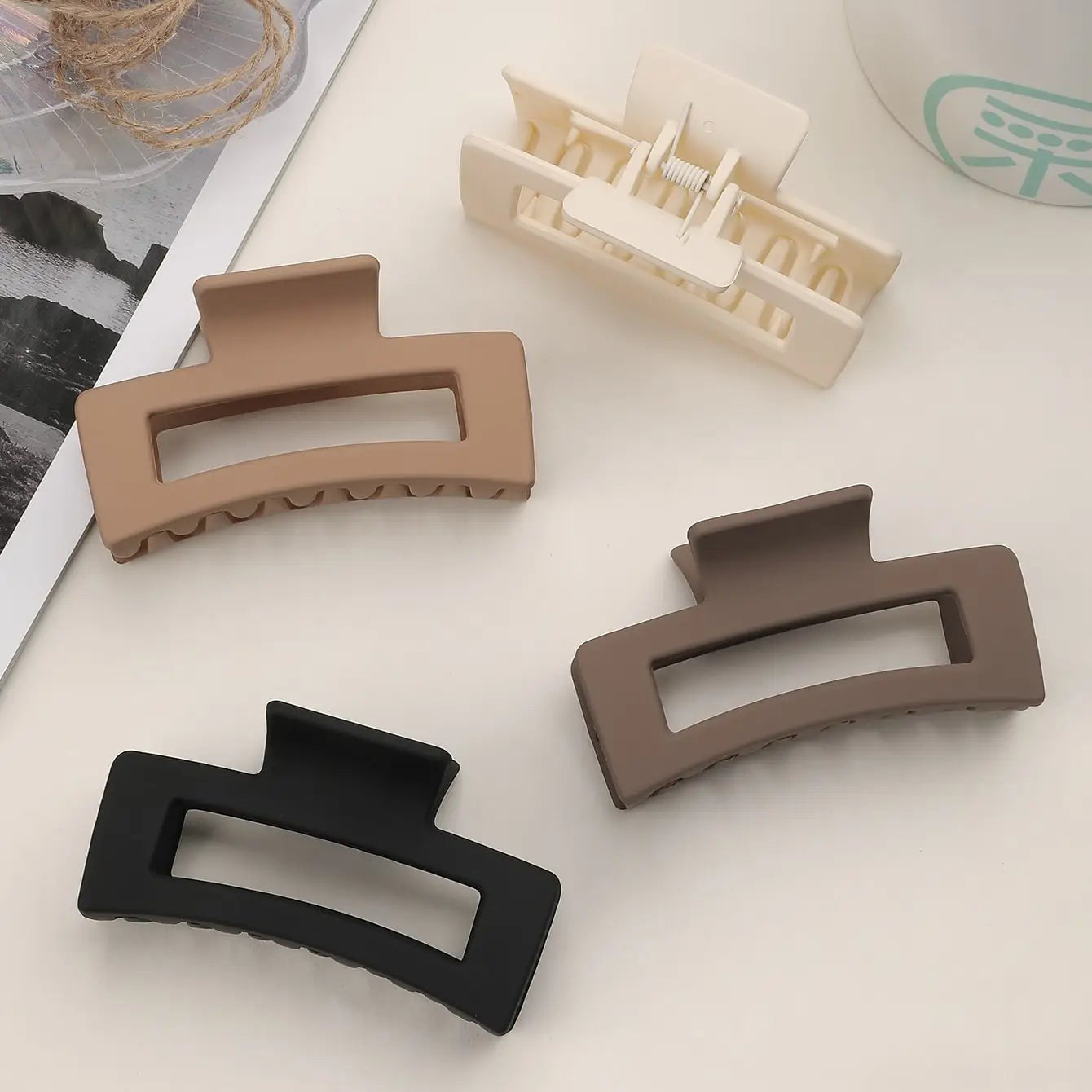 4Pcs Set Women Girls Claw Clips Coffee Black Hair Claw Nonslip Crab Hairpins Barrette Fashion Hair Accessories Gifts