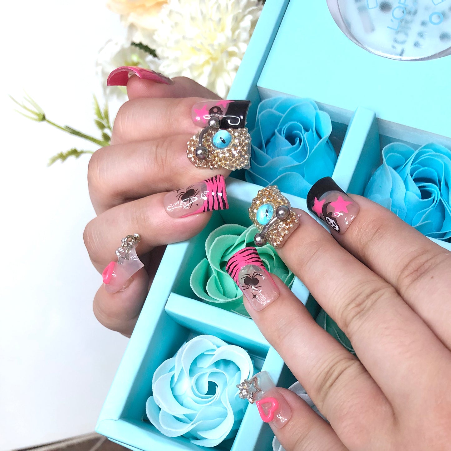 Halloween Sweet and Cool Style Nail Stickers with Spider Web, Spider and Star Elements