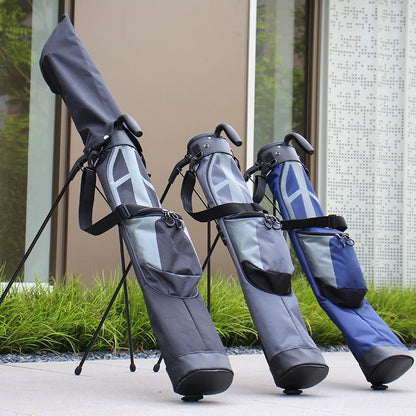A Lightweight Golf Bag for Practice Can Hold 6-7 Golf Clubs And Comes with a Cap Suitable for Both Men And Women.