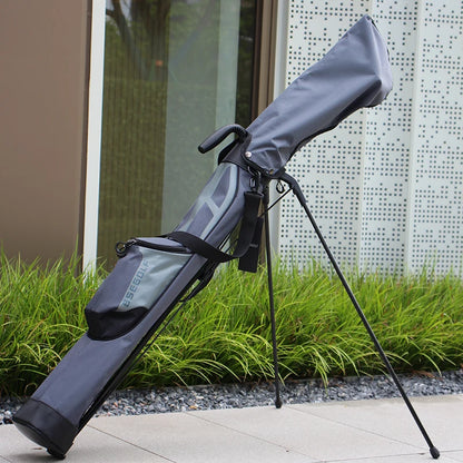 A Lightweight Golf Bag for Practice Can Hold 6-7 Golf Clubs And Comes with a Cap Suitable for Both Men And Women.