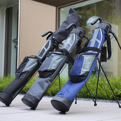 A Lightweight Golf Bag for Practice Can Hold 6-7 Golf Clubs And Comes with a Cap Suitable for Both Men And Women.