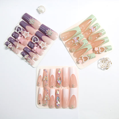 3-piece Set Glamour-Focus Nail Set! Eye-catching Colors and Creative Decorations Create a Street-fashion Model