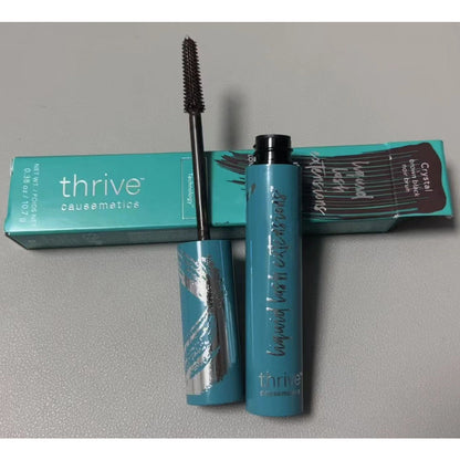 Black mascara. It increases the thickness of eyelashes and helps eyelashes maintain a curly shape. It is more long - lasting and suitable for use in various environments. It is smudge - proof after application, applies smoothly, and does not clump.