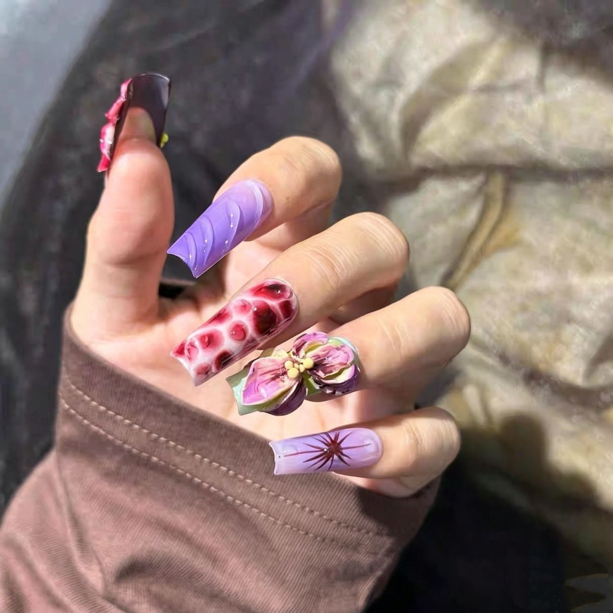 莫奈花园高级感穿戴甲 3D立体浮雕鸢尾花晕染款小众艺术感美甲